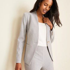 NWOT Ann Taylor Petite Cutaway Blazer in Pinstripe Bi-Stretch